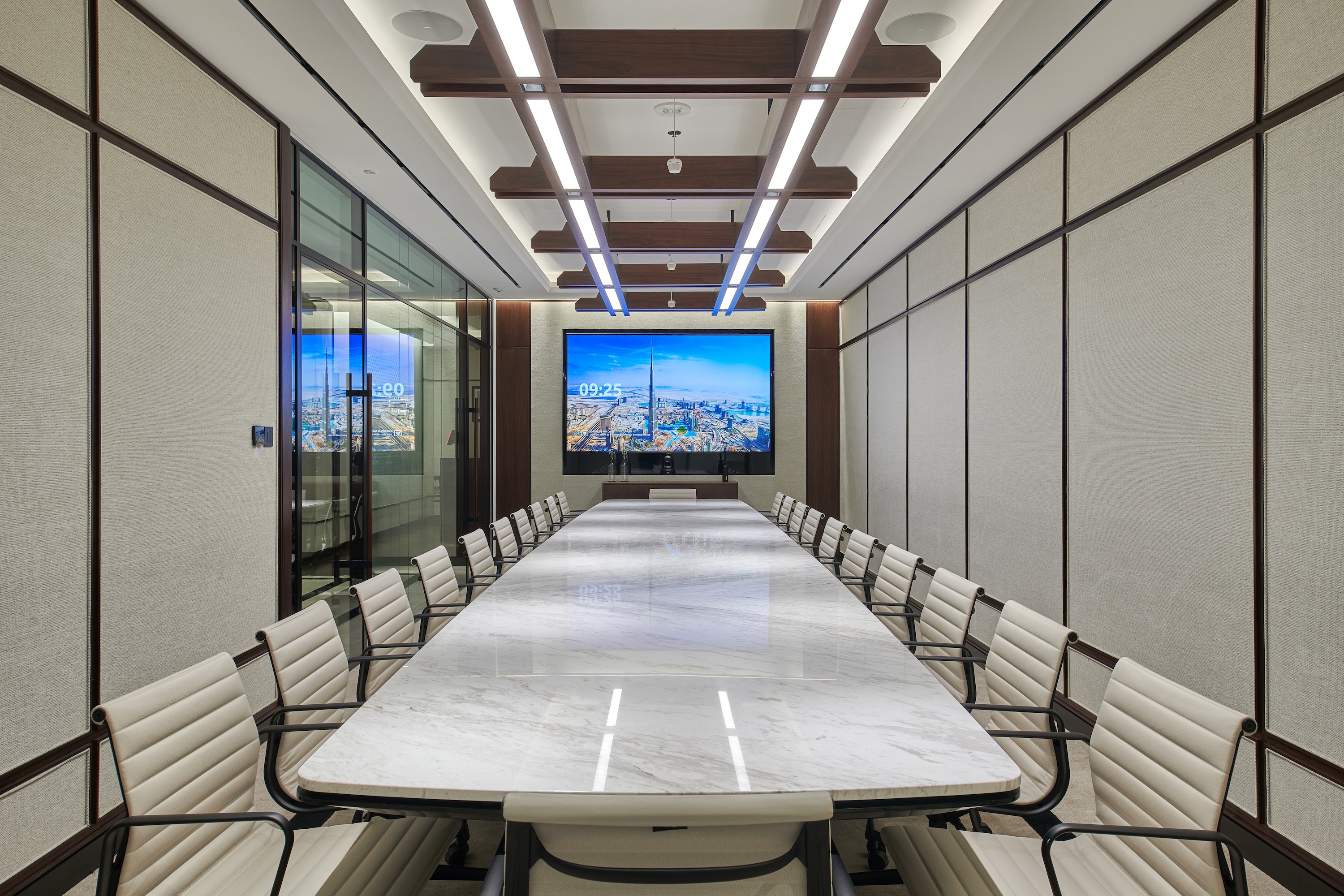 Norton Rose Fulbright Dubai office featuring bespoke workplace lighting design by LEDFlex